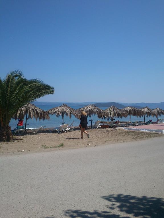 Evoikos Beach & Resort Livanátai Extérieur photo